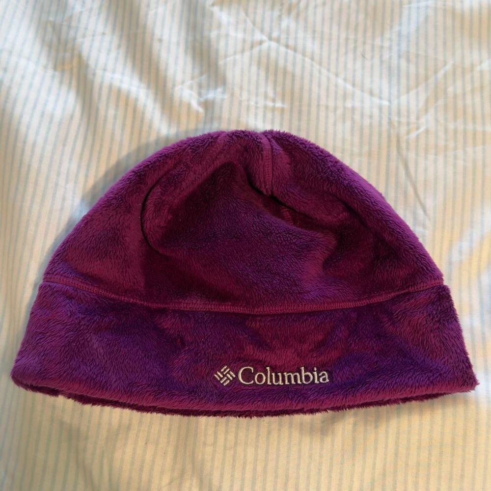 Columbia purple fleece beanie #outdoor #winterwear